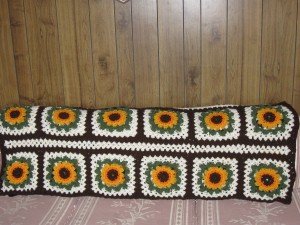 Sunflower throw afghan